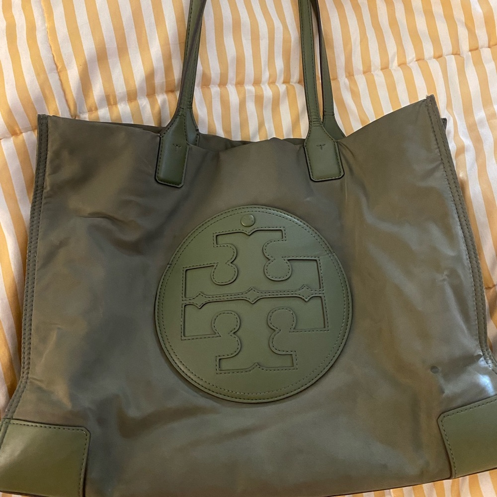 Tory Burch Ella tote green- used condition